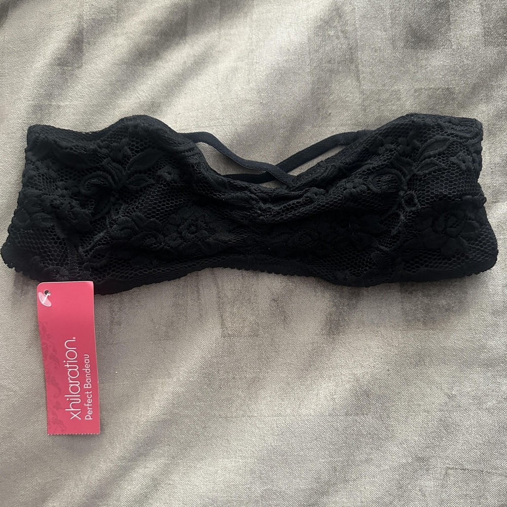 Xhilaration Perfect Bandeau Bra Womens Small Black‎ Lace Strapless Wireless